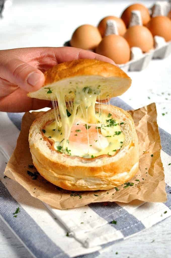No Washing Up Ham, Egg & Cheese Bread Bowls, lifting lid showing cheesy inside
