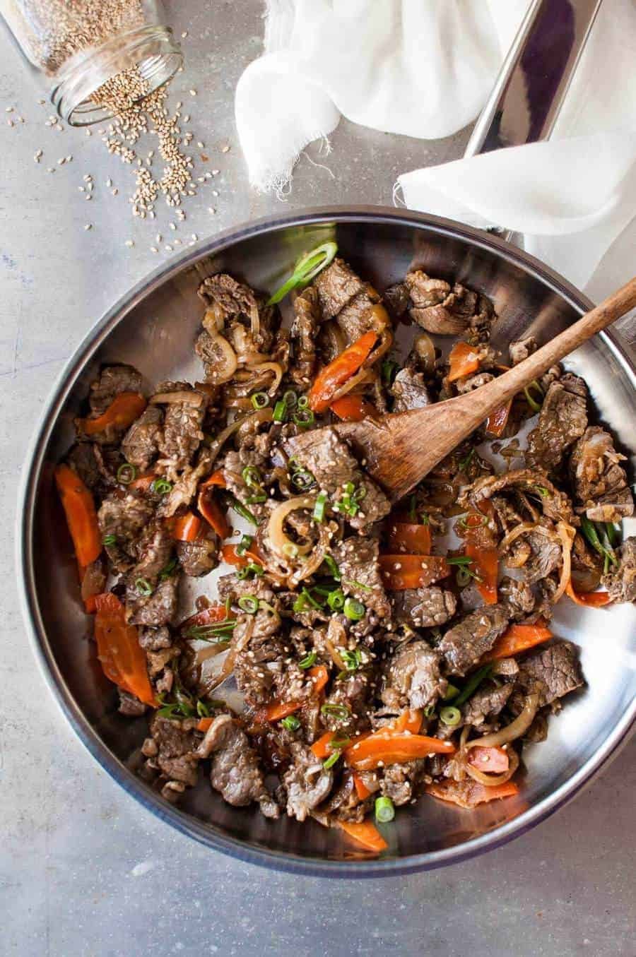 Korean Beef Bowl (Bulgogi - Korean BBQ Beef) - easy to make with ingredients from the supermarket. Great marinade!