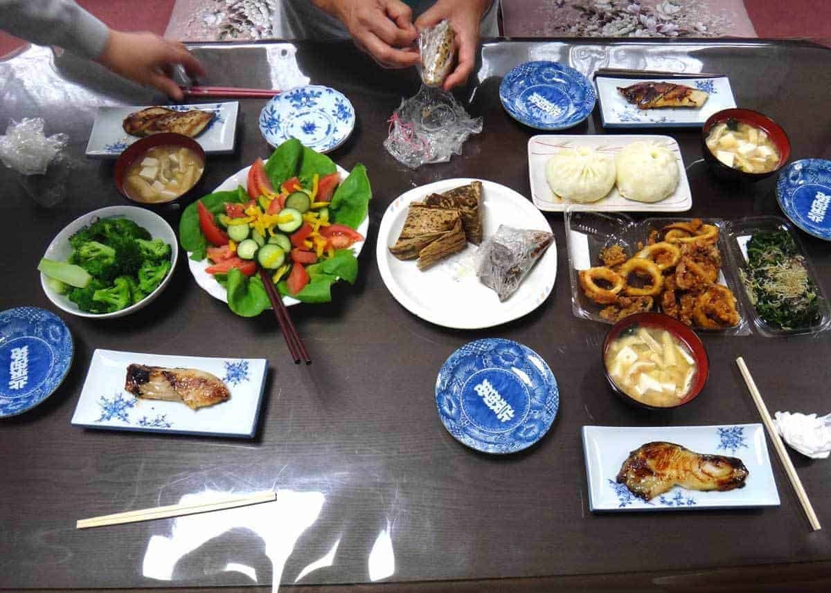 breakfast-at-michikos