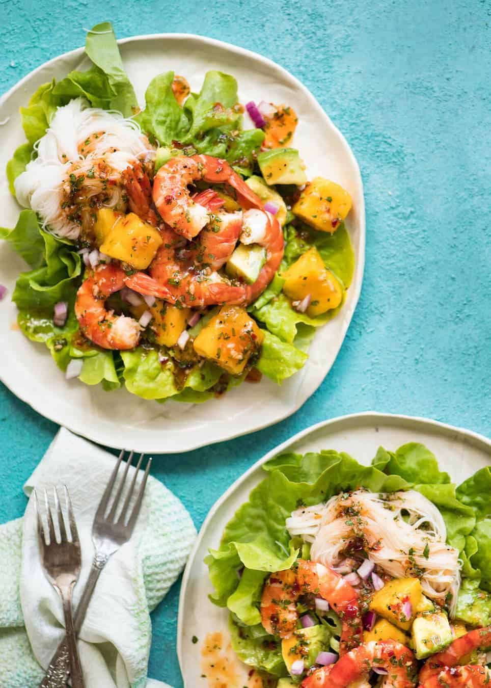 This Prawn, Mango and Avocado Salad with Noodles is perfect for balmy summer days. Great no cook meal! www.recipetineats.com