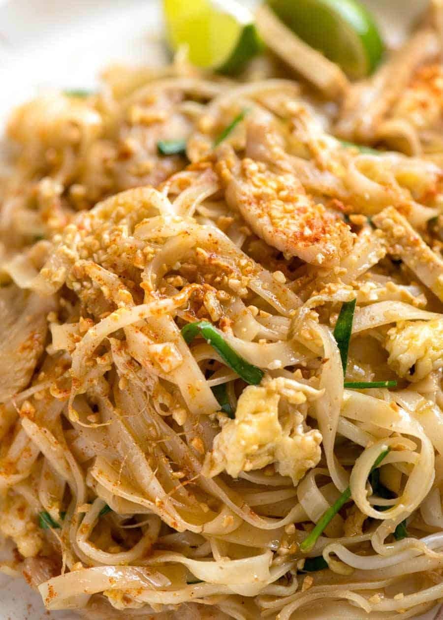 Close up of Chicken Pad Thai.