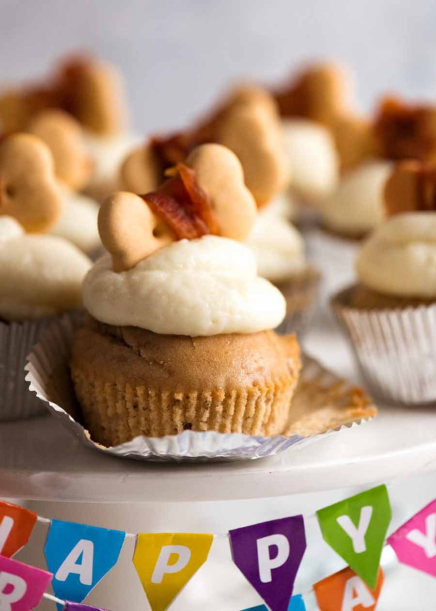 Platter for doggie birthday cupcakes - Pupcakes