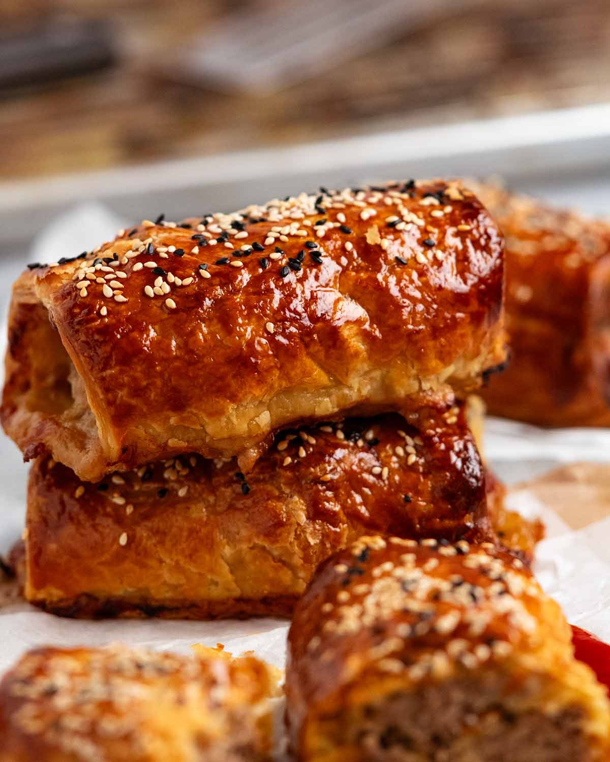 B85 Beef Sausage Rolls