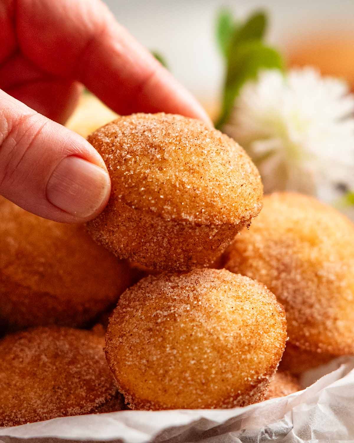 Mini cinnamon muffins